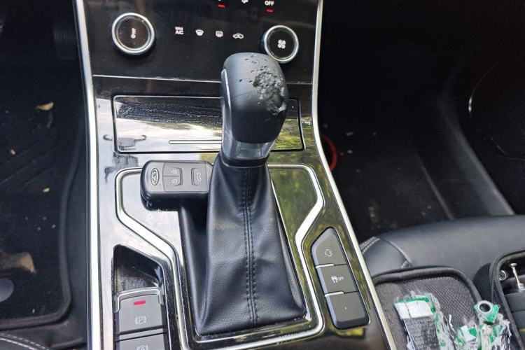 Used Chery Arrizo GX 2019 1.5T CVT New Color Version China VI Standard Gear Lever
