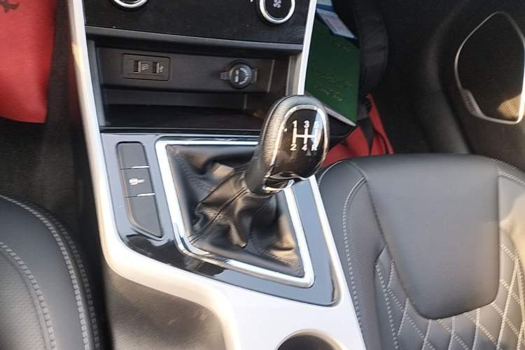 Used Chery Arrizo GX 2019 Champion Edition 1.5L Manual Elite Model Gear Lever