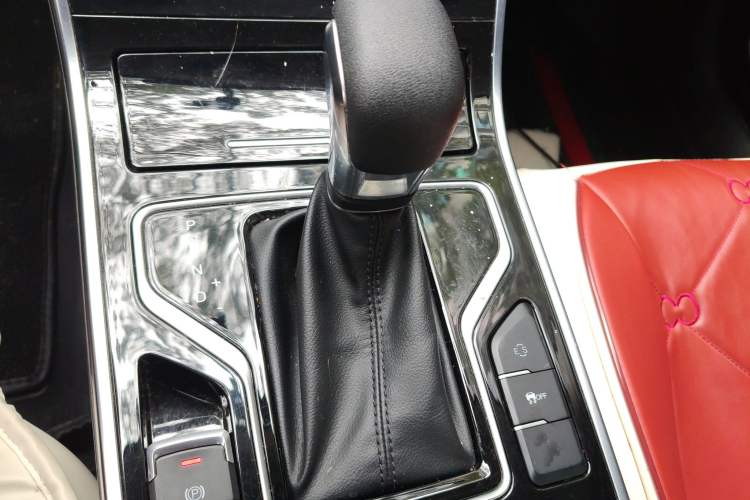 Used Chery Arrizo GX 2019 Champion Edition 1.5L CVT Fashion Model Gear Lever