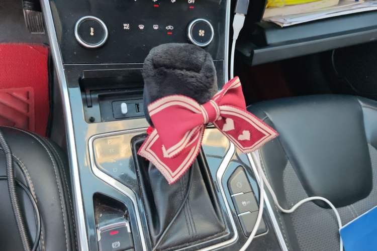 Used Chery Arrizo GX 2019 Pro 1.5T CVT Dynamic Color Edition China VI Standard Gear Lever