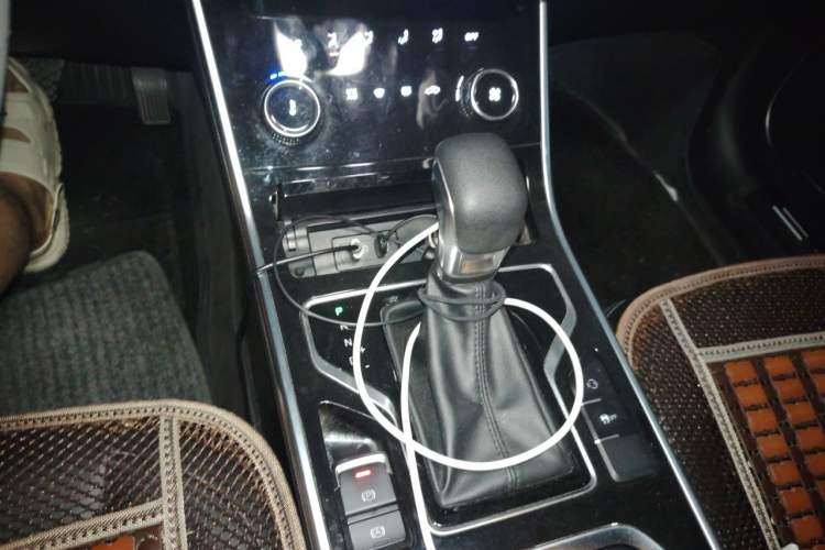 Used Chery Arrizo GX 2019 Pro 1.5T CVT Model Color Version China VI Standard Gear Lever