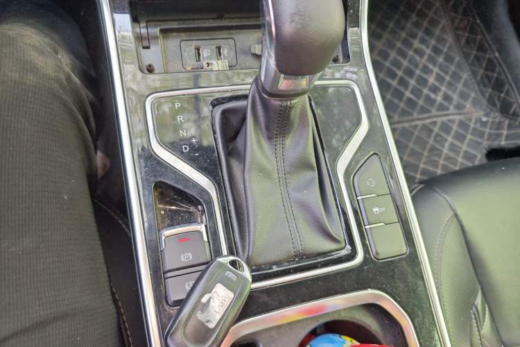 Used Chery Arrizo GX 2019 Pro 1.5T CVT Model Color Version China VI Standard Gear Lever