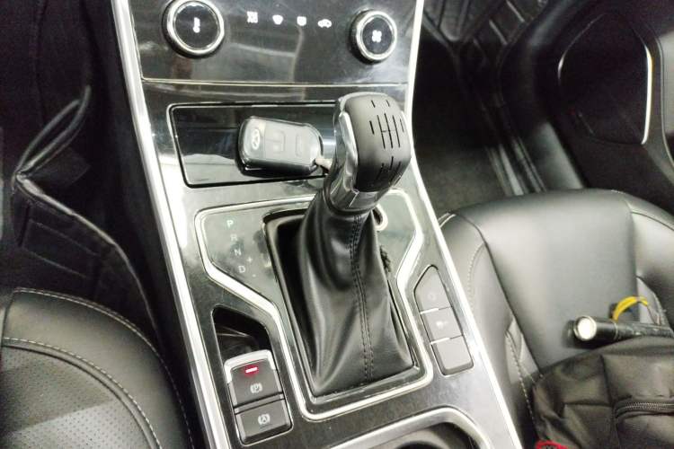 Used Chery Arrizo GX 2019 1.5T CVT New Color Version China VI Standard Gear Lever