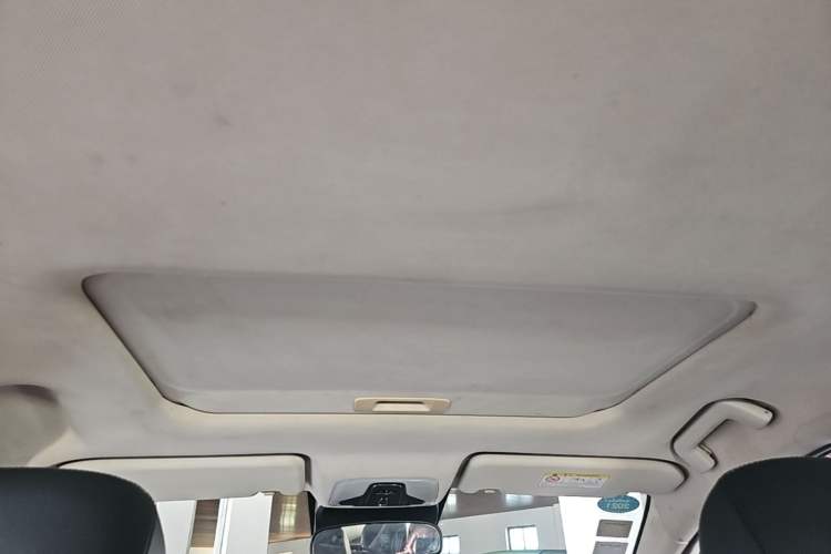 Used Chery Arrizo GX 2019 Pro 1.5T CVT Model Color Version China VI Standard Headliner