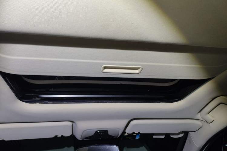 Used Chery Arrizo GX 2019 1.5T CVT New Color Version China VI Standard Headliner