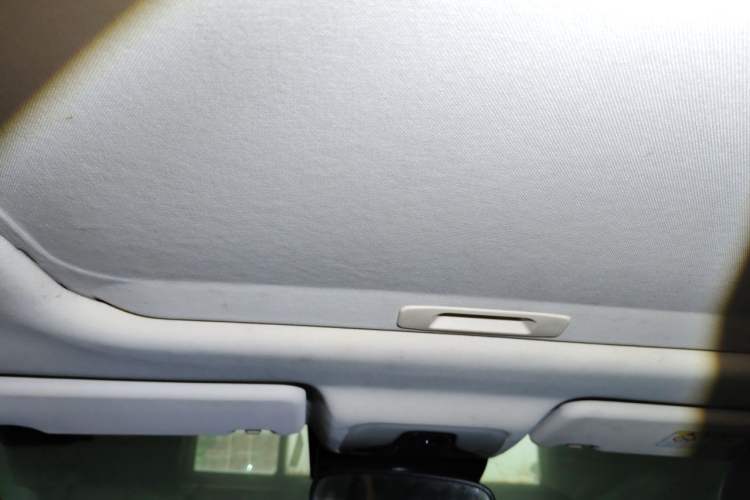Used Chery Arrizo GX 2019 Pro 1.5T CVT Smart Color Version China VI Standard Headliner