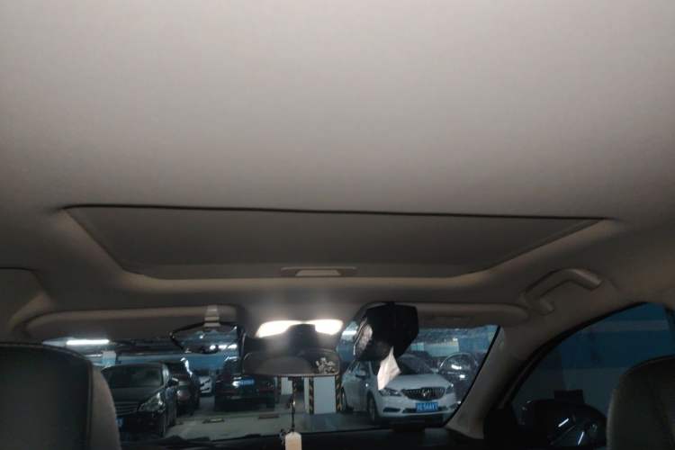 Used Chery Arrizo GX 2019 Pro 1.5T CVT Model Color Version China VI Standard Headliner