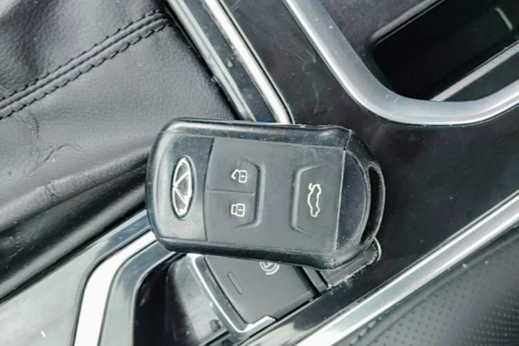 Used Chery Arrizo GX 2019 Pro 1.5T CVT Model Color Version China VI Standard Interior 1