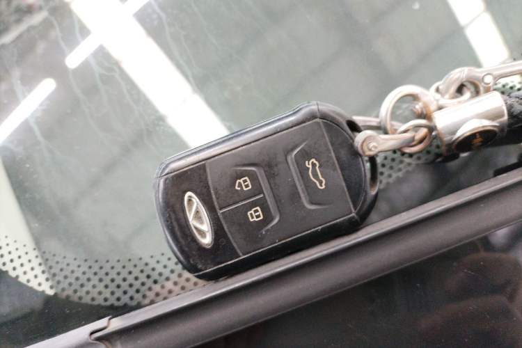 Used Chery Arrizo GX 2019 1.5T CVT New Color Version China VI Standard Interior 1