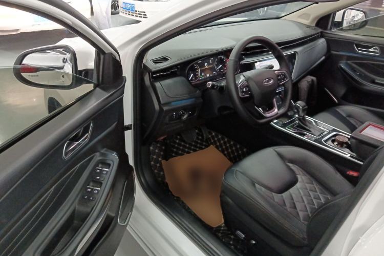 Used Chery Arrizo GX 2019 Pro 1.5T CVT Model Color Version China VI Standard Interior 3