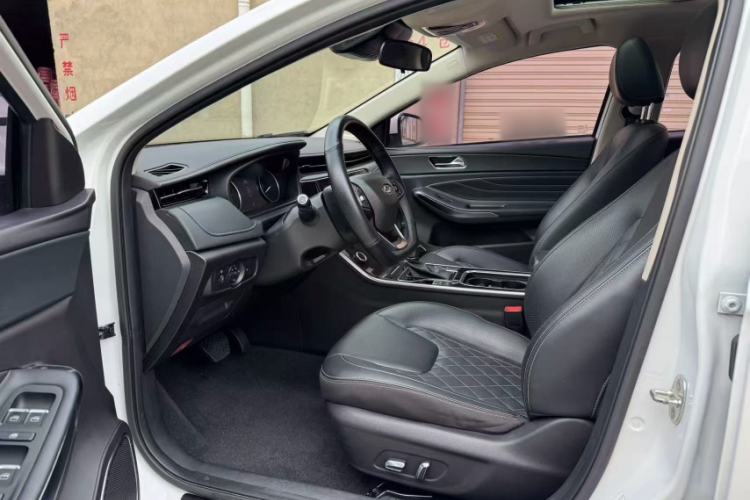 Used Chery Arrizo GX 2019 Pro 1.5T CVT Model Color Version China VI Standard Interior 3