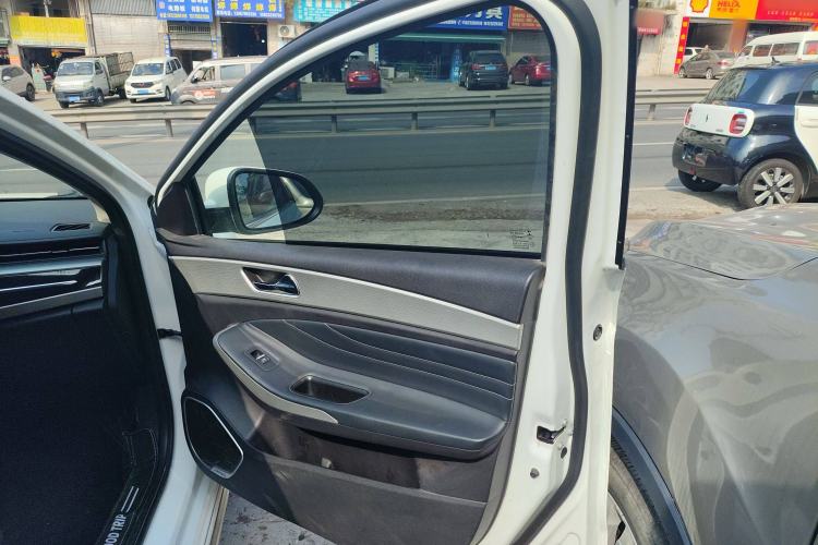 Used Chery Arrizo GX 2019 Champion Edition 1.5L Manual Elite Model Interior 4