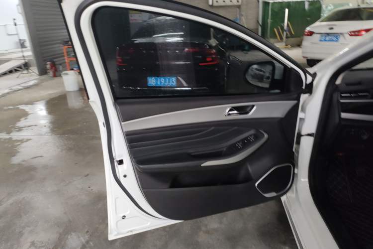 Used Chery Arrizo GX 2019 Champion Edition 1.5L Manual Elite Model Left Front Door Interior