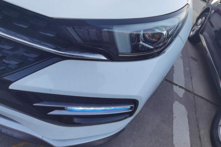 Used Chery Arrizo GX 2019 Pro 1.5T CVT Model Color Version China VI Standard Left Front Headlight