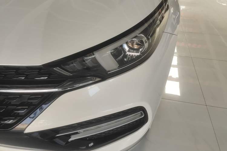 Used Chery Arrizo GX 2019 Pro 1.5T CVT Model Color Version China VI Standard Left Front Headlight