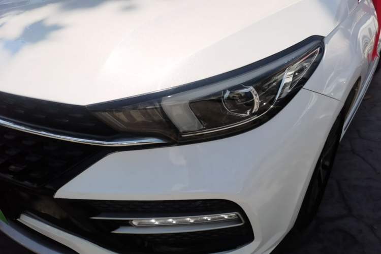 Used Chery Arrizo GX 2019 Champion Edition 1.5L Manual Fashion Model Left Front Headlight