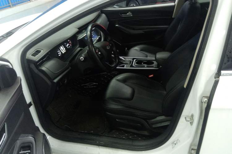 Used Chery Arrizo GX 2019 Pro 1.5T CVT Dynamic Color Edition China VI Standard Left Front Seat