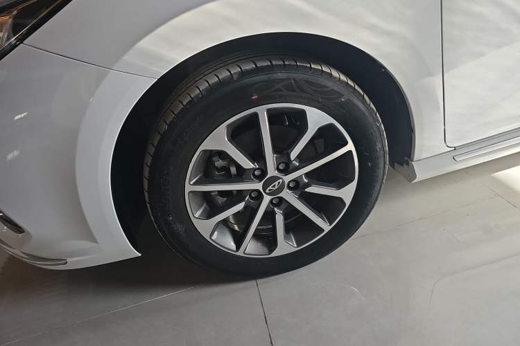 Used Chery Arrizo GX 2019 Champion Edition 1.5L CVT Fashion Model Left Front Wheel Hub
