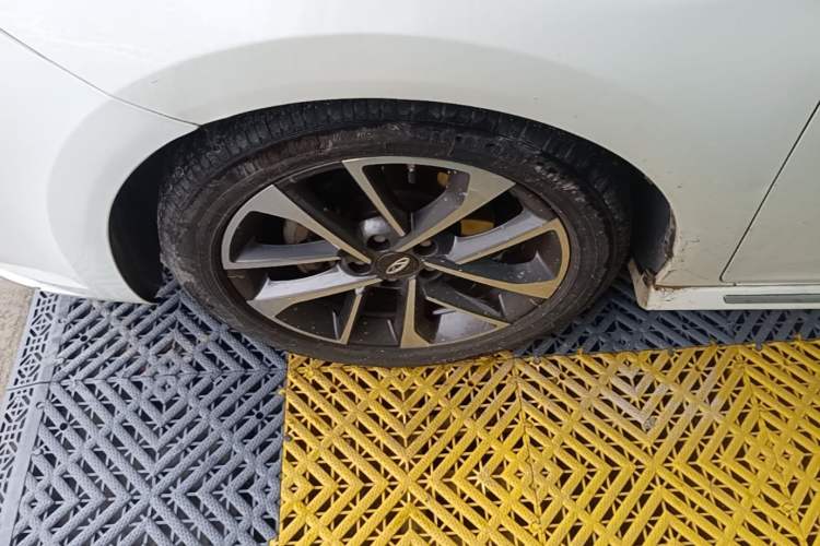 Used Chery Arrizo GX 2019 1.5T CVT New Color Version China VI Standard Left Front Wheel Hub