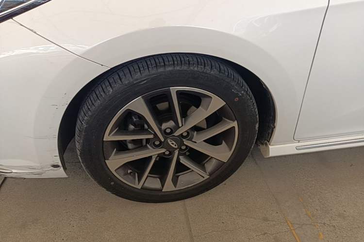Used Chery Arrizo GX 2019 Pro 1.5T CVT Model Color Version China VI Standard Left Front Wheel Hub