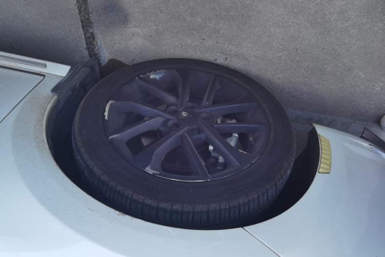 Used Chery Arrizo GX 2019 Pro 1.5T CVT Model Color Version China VI Standard Left Front Wheel Hub