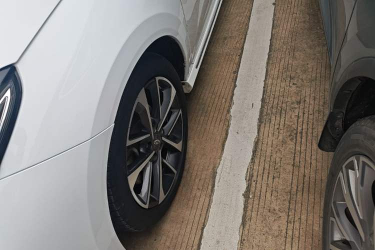 Used Chery Arrizo GX 2019 Pro 1.5T CVT Model Color Version China VI Standard Left Front Wheel Hub