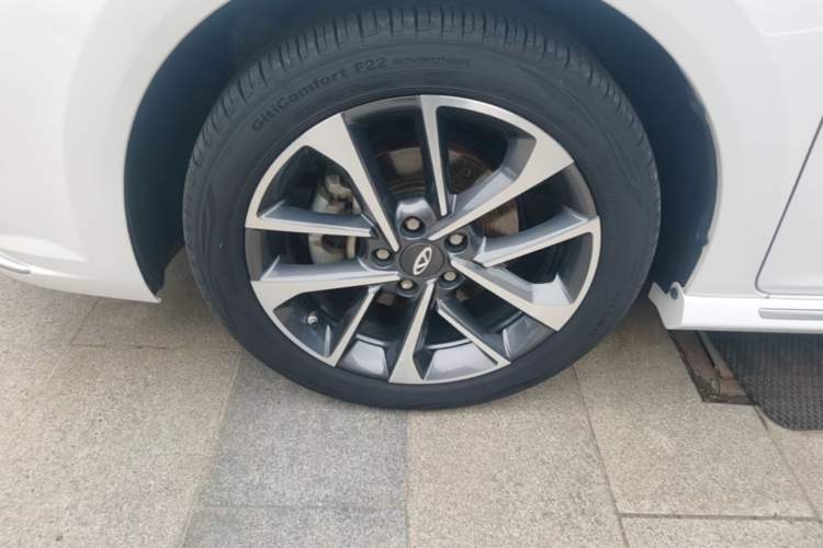 Used Chery Arrizo GX 2019 Pro 1.5T Manual Edition China VI Emission Standard Left Front Wheel Hub