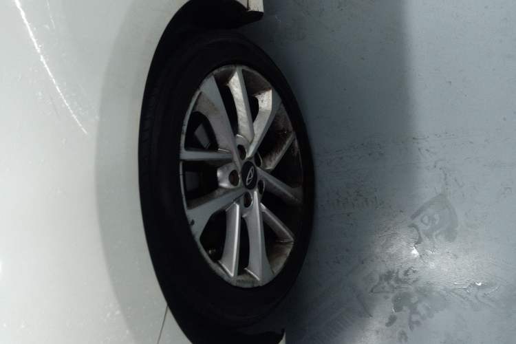 Used Chery Arrizo GX 2019 Pro 1.5T CVT Dynamic Color Edition China VI Standard Left Front Wheel Hub