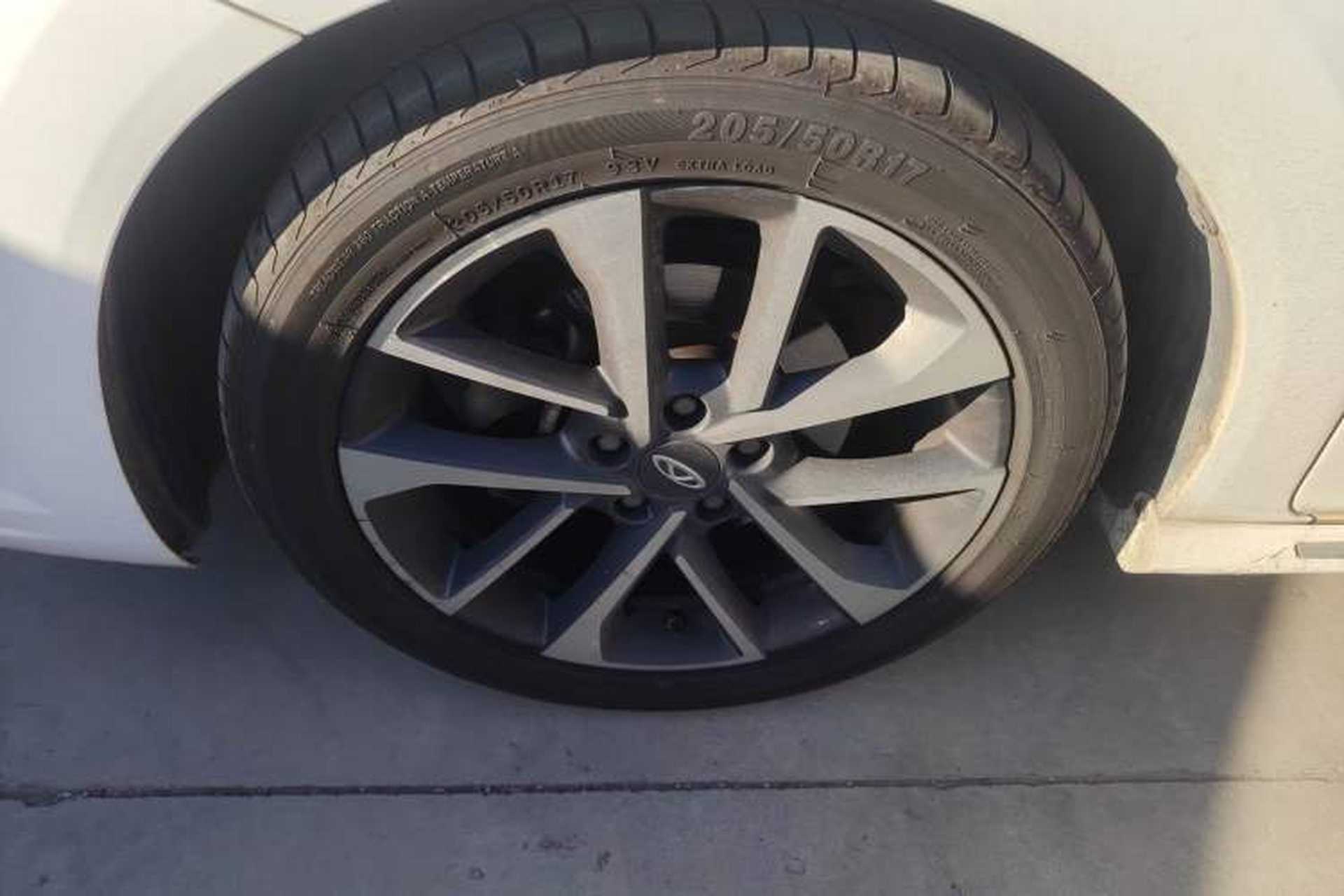 Used Chery Arrizo GX 2019 Pro 1.5T CVT Model Color Version China VI Standard Left Front Wheel Hub