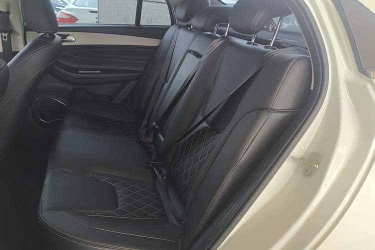 Used Chery Arrizo GX 2019 Pro 1.5T CVT Smart Color Version China VI Standard Left Rear Seat