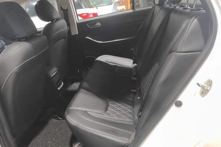 Used Chery Arrizo GX 2019 1.5T CVT New Color Version China V Standard Left Rear Seat