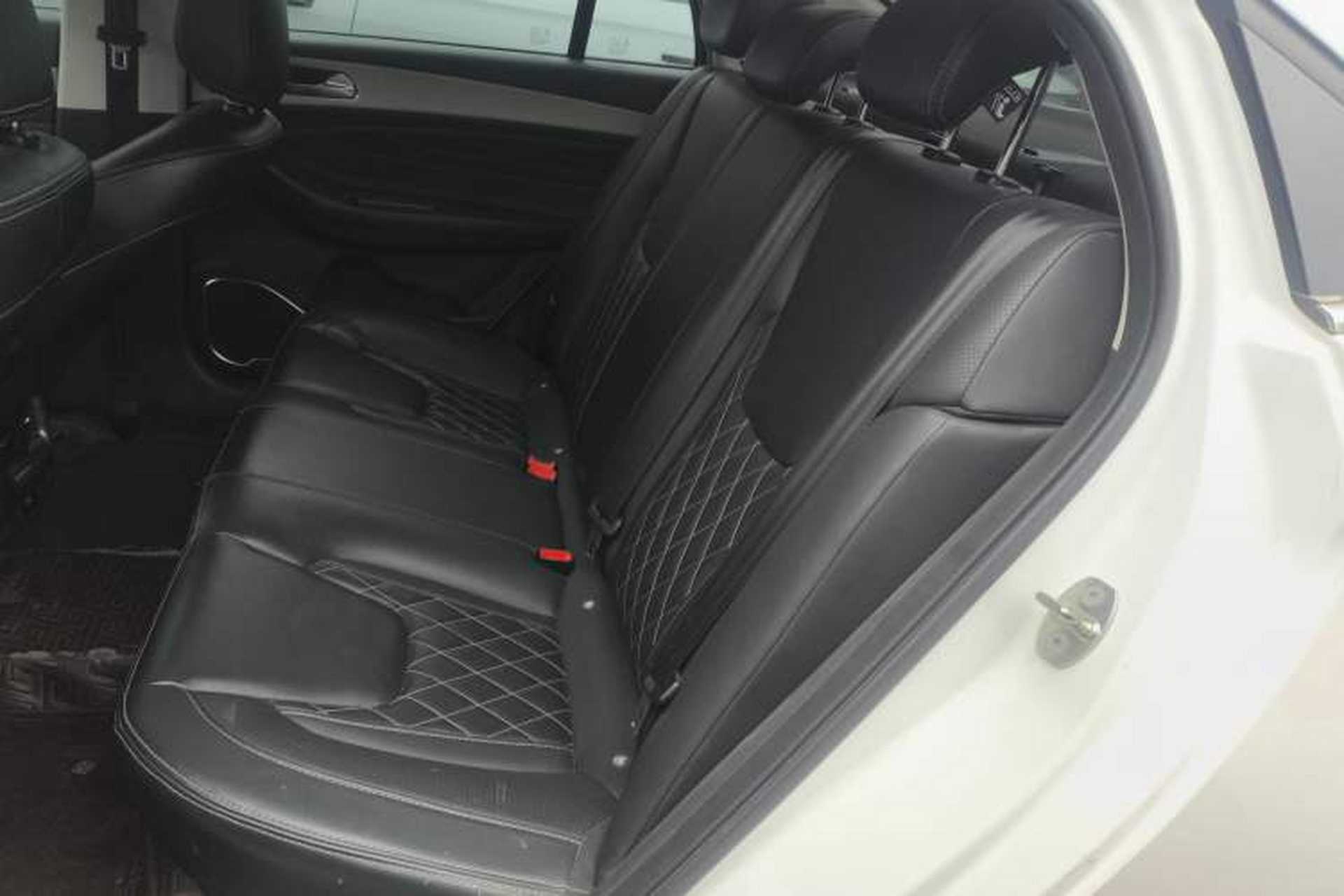 Used Chery Arrizo GX 2019 Pro 1.5T CVT Model Color Version China VI Standard Left Rear Seat
