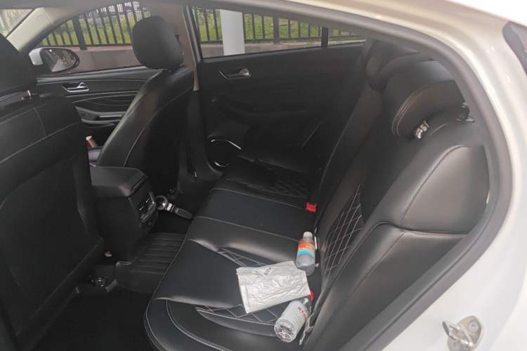 Used Chery Arrizo GX 2019 Pro 1.5T Manual Edition China VI Emission Standard Left Rear Seat