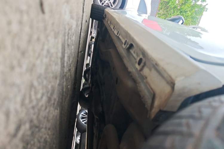 Used Chery Arrizo GX 2019 Pro 1.5T Manual Edition China VI Emission Standard Left Side Sill