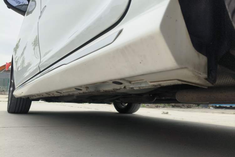 Used Chery Arrizo GX 2019 Pro 1.5T CVT Smart Color Version China VI Standard Left Side Sill