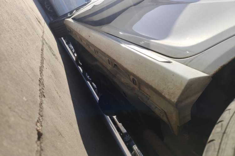 Used Chery Arrizo GX 2019 Pro 1.5T CVT Model Color Version China VI Standard Left Side Sill