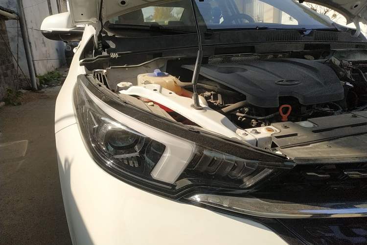 Used Chery Arrizo GX 2019 Pro 1.5T CVT Model Color Version China VI Standard Right Front Headlight