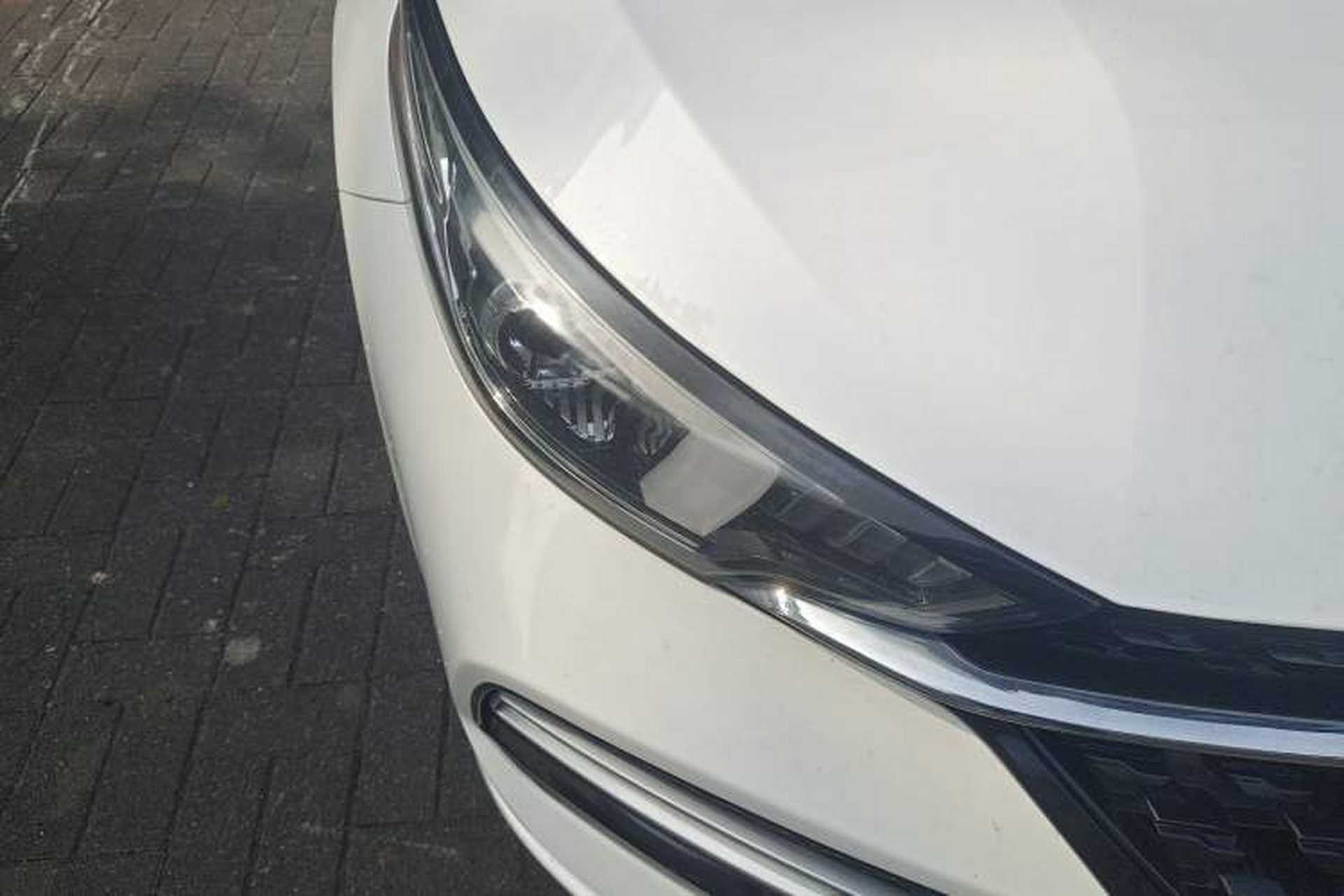 Used Chery Arrizo GX 2019 Champion Edition 1.5L CVT Elite Model Right Front Headlight