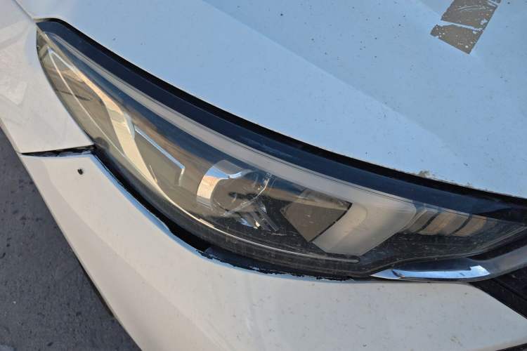 Used Chery Arrizo GX 2019 Pro 1.5T CVT Model Color Version China VI Standard Right Front Headlight