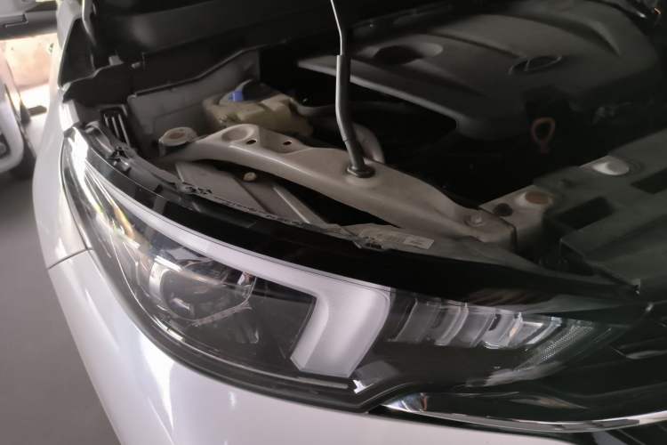 Used Chery Arrizo GX 2019 Pro 1.5T CVT Model Color Version China VI Standard Right Front Headlight