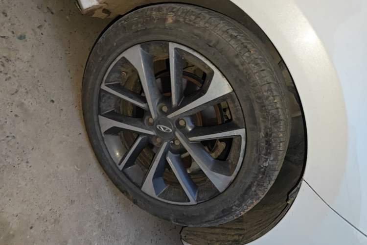 Used Chery Arrizo GX 2019 1.5T CVT New Color Version China V Standard Right Front Wheel Hub