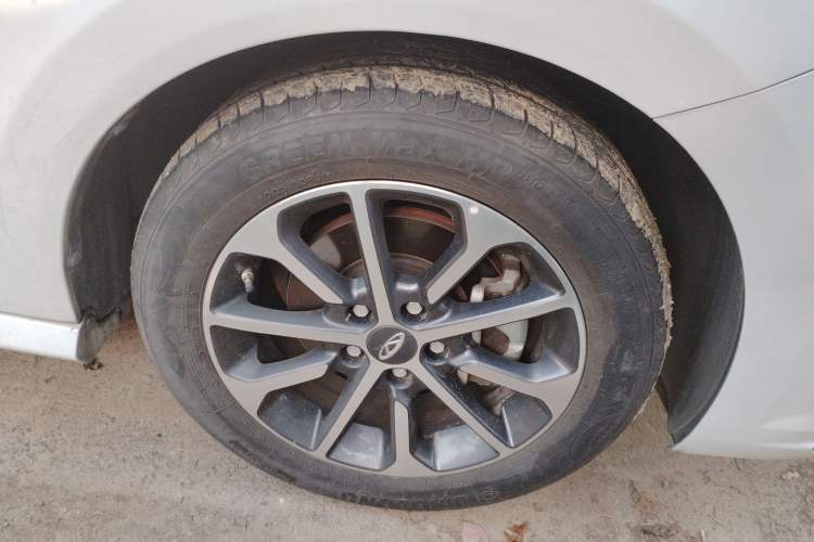 Used Chery Arrizo GX 2019 Champion Edition 1.5L CVT Fashion Model Right Front Wheel Hub