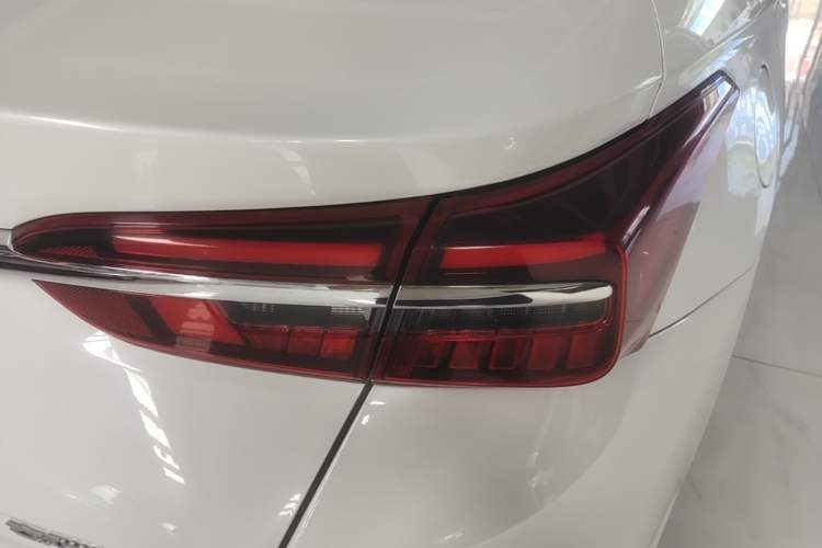 Used Chery Arrizo GX 2019 Pro 1.5T CVT Model Color Version China VI Standard Right Rear Taillight