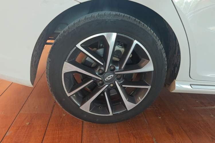 Used Chery Arrizo GX 2019 1.5T CVT New Color Version China VI Standard Right Rear Wheel Hub
