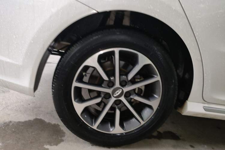 Used Chery Arrizo GX 2019 Champion Edition 1.5L Manual Elite Model Right Rear Wheel Hub