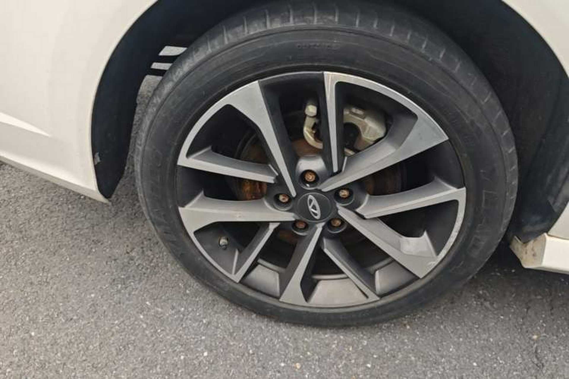 Used Chery Arrizo GX 2019 Pro 1.5T CVT Model Color Version China VI Standard Right Rear Wheel Hub