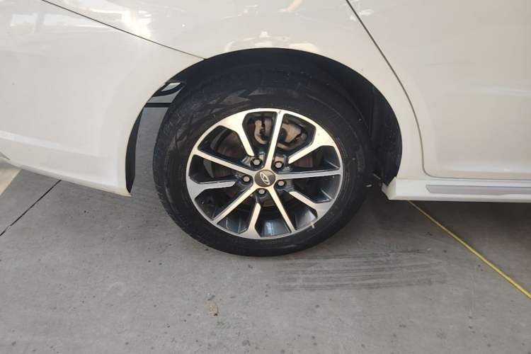 Used Chery Arrizo GX 2019 Champion Edition 1.5L CVT Fashion Model Right Rear Wheel Hub