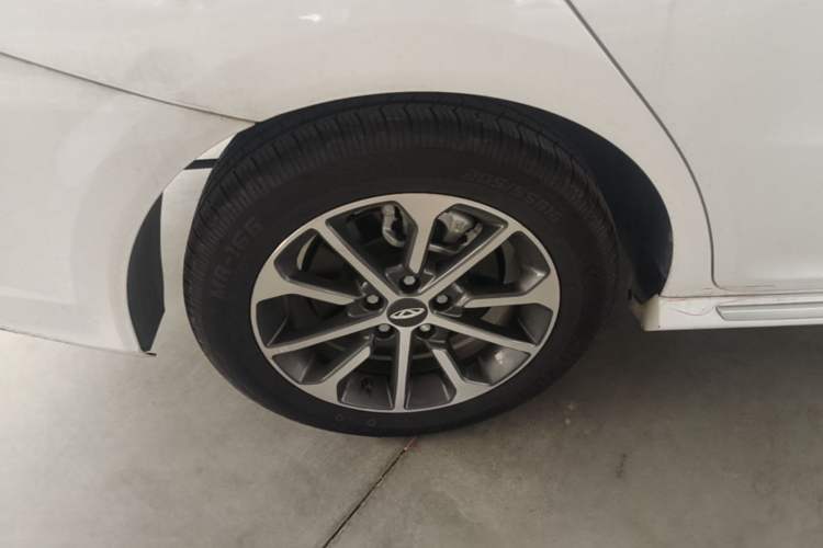 Used Chery Arrizo GX 2019 Champion Edition 1.5L CVT Fashion Model Right Rear Wheel Hub