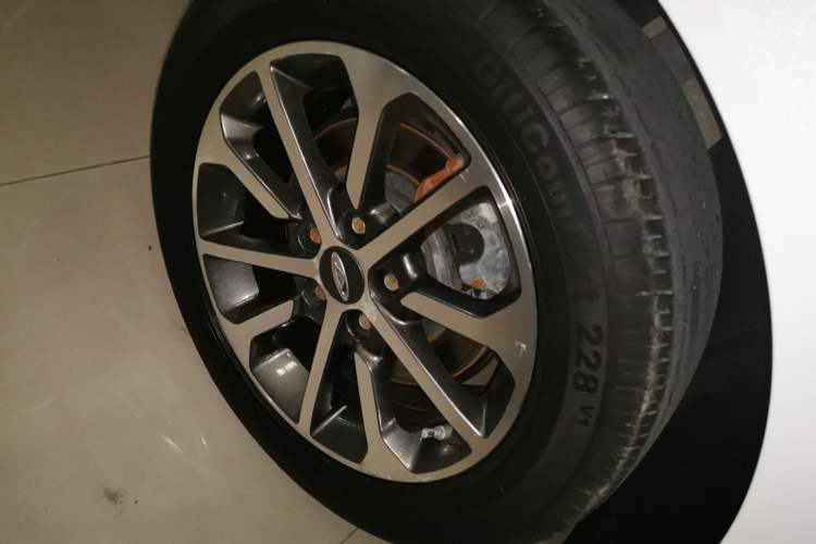 Used Chery Arrizo GX 2019 Champion Edition 1.5L CVT Fashion Model Right Rear Wheel Hub