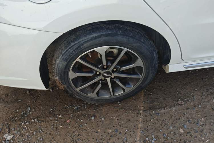 Used Chery Arrizo GX 2019 Champion Edition 1.5L CVT Fashion Model Right Rear Wheel Hub